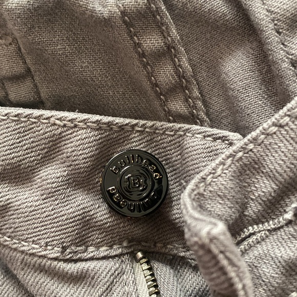 Bullhead Gray Jeans, Size 3 Reg - Picture 6 of 10